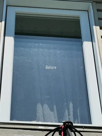 Avant — Two big jobs this morning. All the exterior windows were cleaned . Get your free estimates now through our link in bio .